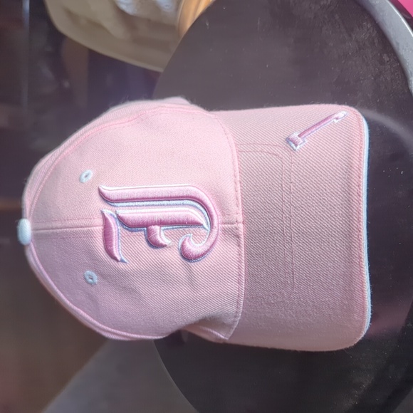 Sam's Adjustable Baseball Cap Old English J Pink OS - Picture 1 of 5